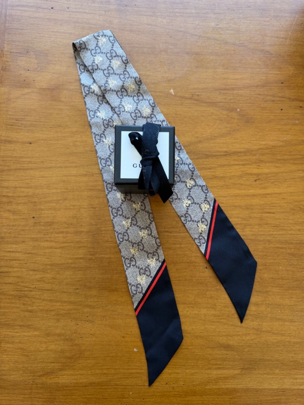 Gucci Scarf - Picture 3 of 3